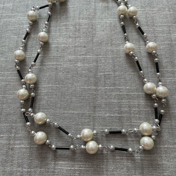 Necklace - Picture 2 of 6